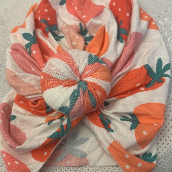New Angel Dear strawberry Head wrap turban 0-6 Mnths - Picture 2 of 3